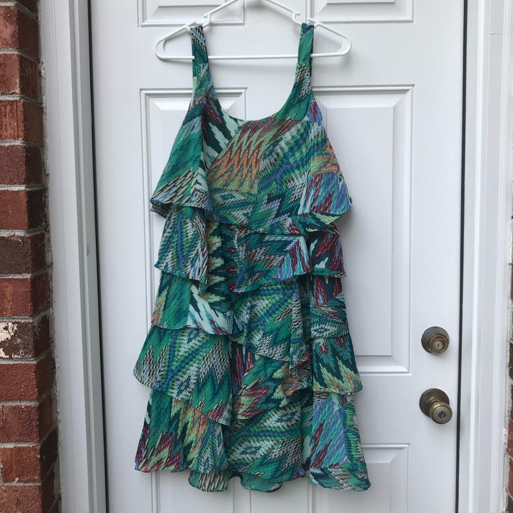 Bethany Ruffle Dress - Picture 3 of 6